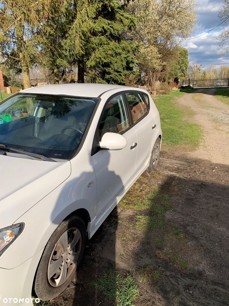 Hyundai i30 1.6 CRDi Comfort - 4