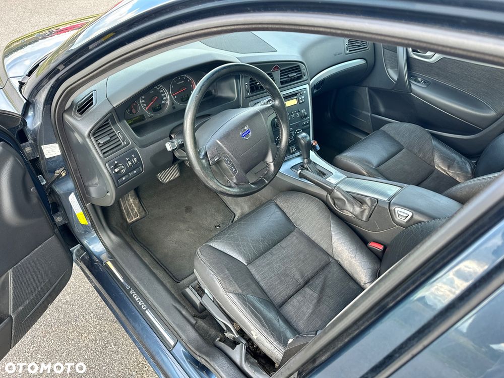 Volvo V70 2.4 Momentum - 18
