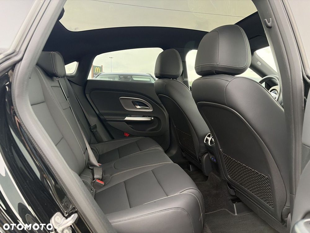Mercedes-Benz CLA 200 mHEV 8G-DCT - 15