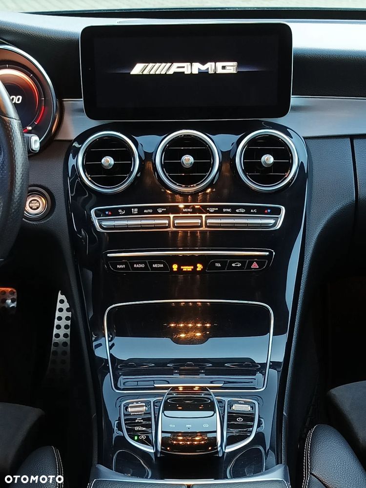 Mercedes-Benz Klasa C 220 d 9G-TRONIC AMG Line - 16