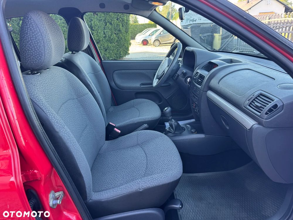 Renault Clio 1.2 Campus Authentique - 29