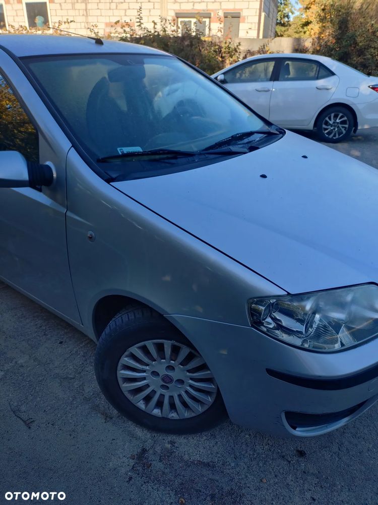 Fiat Punto 2010 photo 3