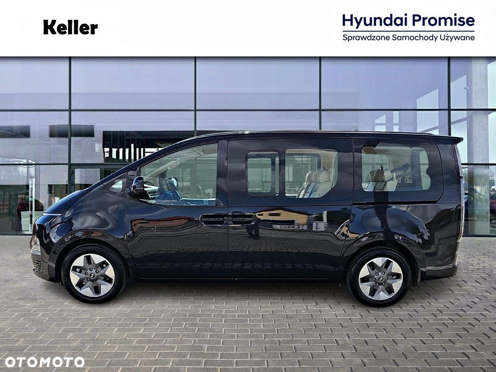 Hyundai Staria - 3