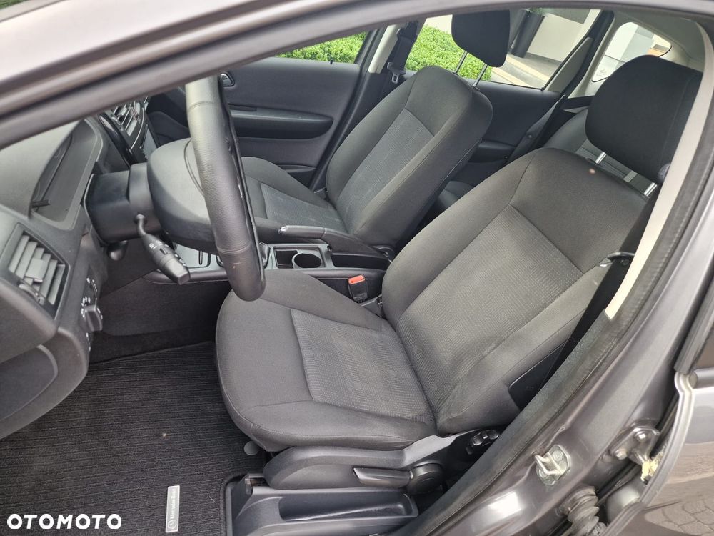 Mercedes-Benz Klasa A 160 BlueEFFICIENCY Elegance - 22