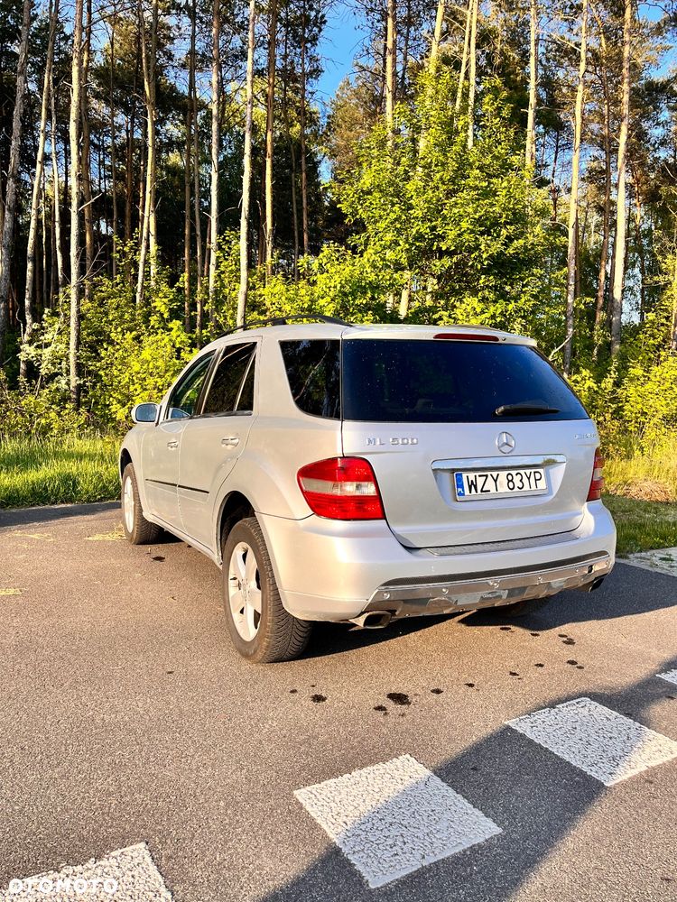 Mercedes-Benz ML 500 4-Matic - 5