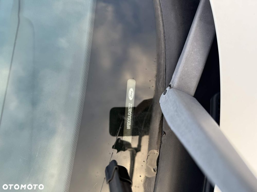 Ford Fiesta - 16