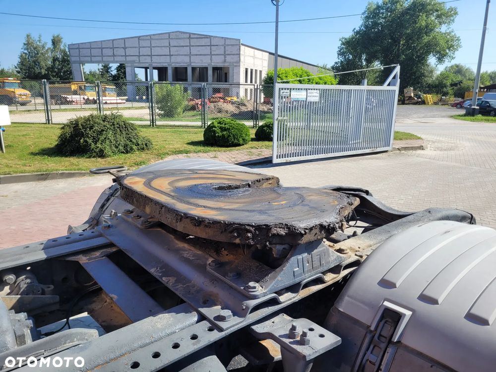 Scania P 124 - 9