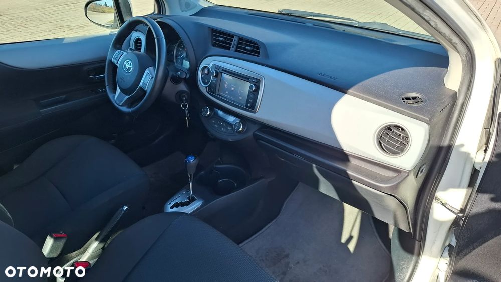 Toyota Yaris 1.5 VVT-i Comfort - 10