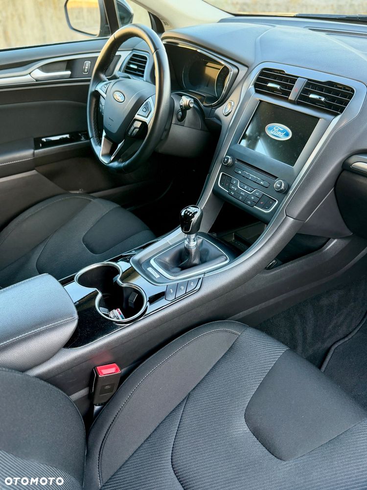 Ford Mondeo - 17
