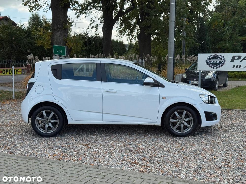 Chevrolet Aveo - 8