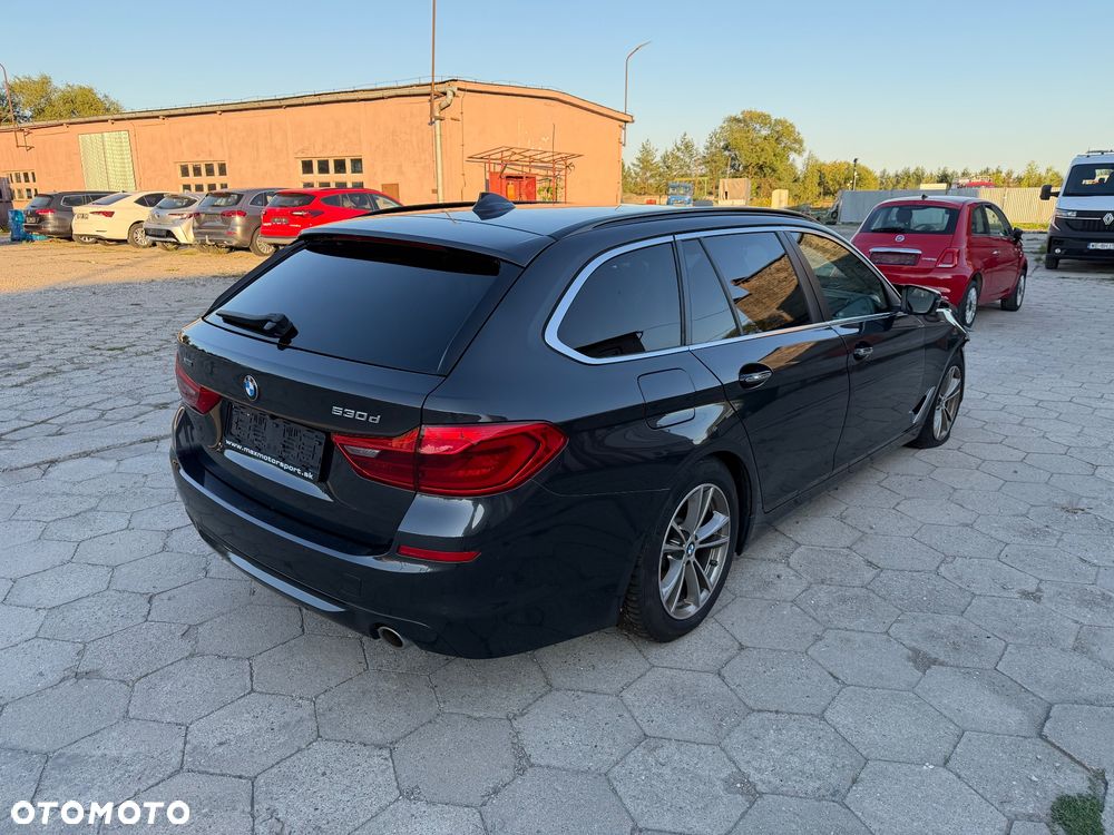 BMW Seria 5 530d xDrive Sport Line - 5