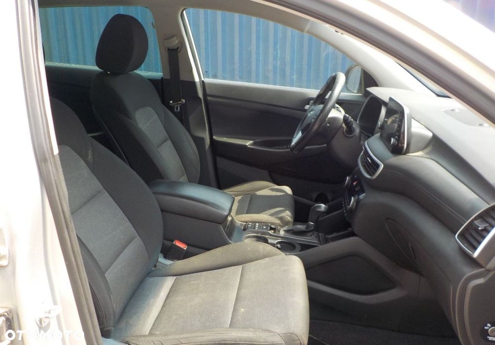 Hyundai Tucson - 16
