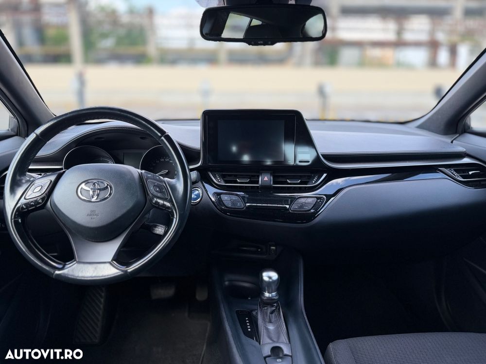 Toyota C-HR Business-Edition - 9