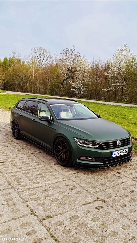 Volkswagen Passat - 2