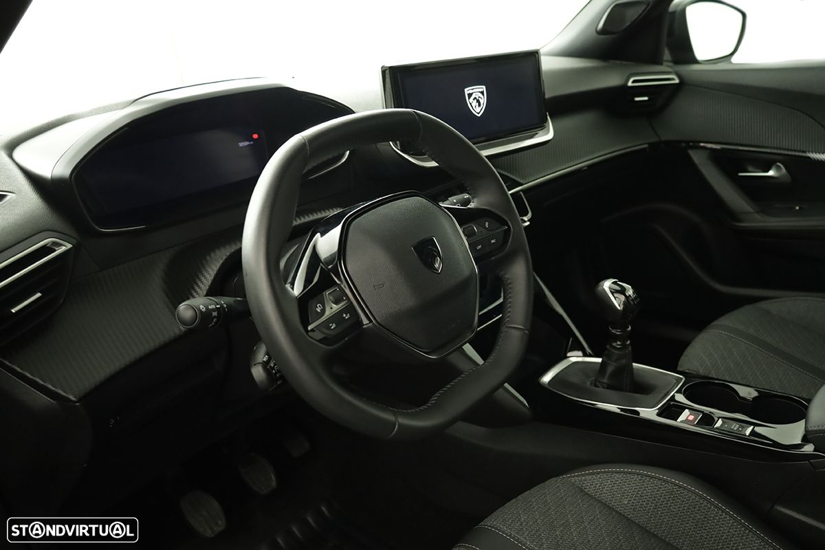 Peugeot 2008 1.2 PureTech Allure - 7