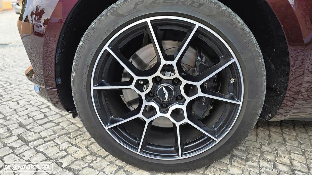 Aston Martin DBX Standard - 5