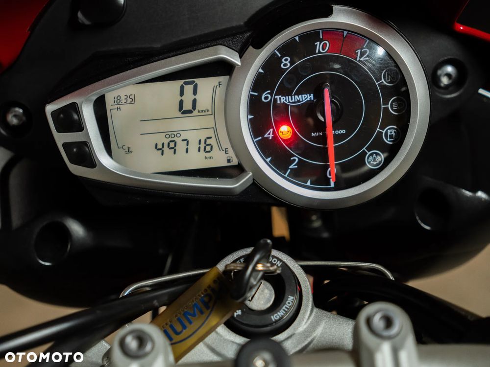 Triumph Speed Triple - 18