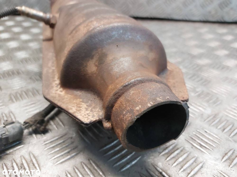 KATALIZATOR PUSTY CHRYSLER  GRAND VOYAGER IV 2.4 16V - 4