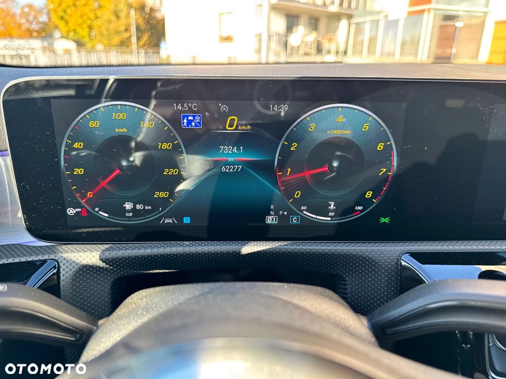 Mercedes-Benz CLA 200 AMG Line 7G-DCT - 30