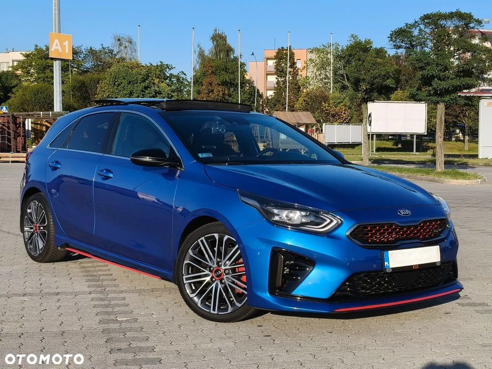 Kia Ceed - 1