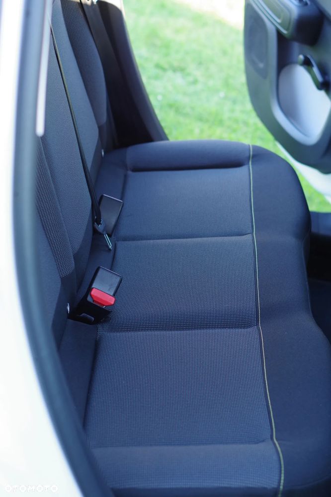Citroën C3 BlueHDi 100 S&S PLUS - 31
