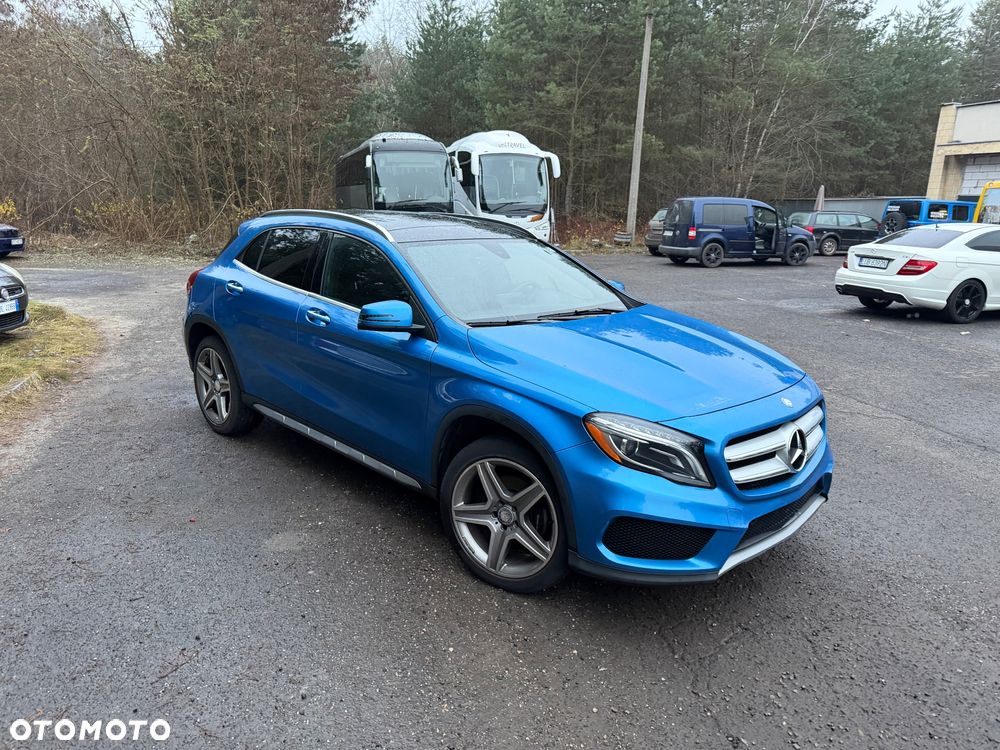 Mercedes-Benz GLA 250 7G-DCT AMG Line - 3