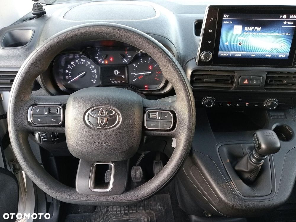 Toyota PROACE CITY - 12