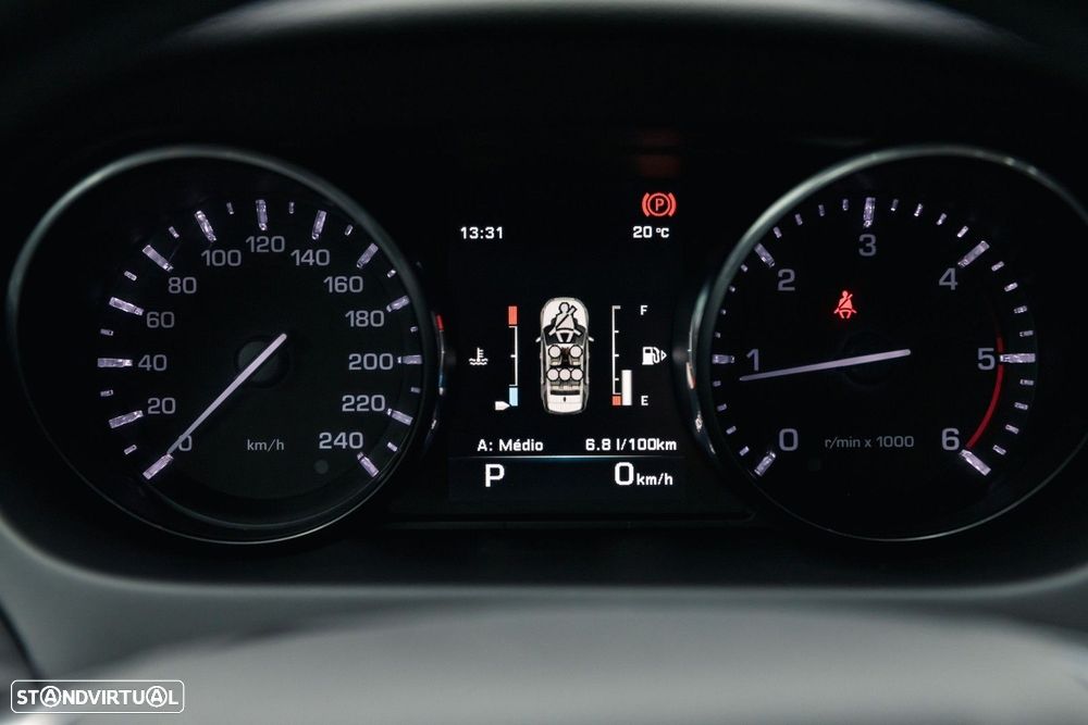 Land Rover Discovery Sport 2.0 TD4 SE Auto - 25