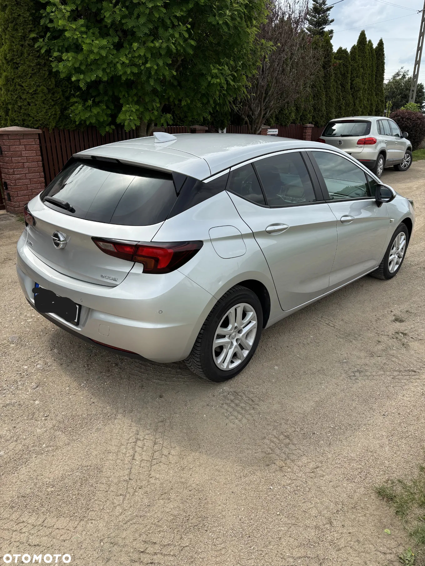 Opel Astra IV 1.6 CDTI Cosmo - 3