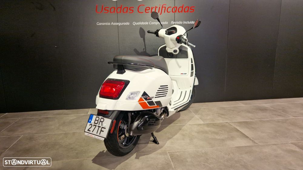Vespa GTS Super - 12