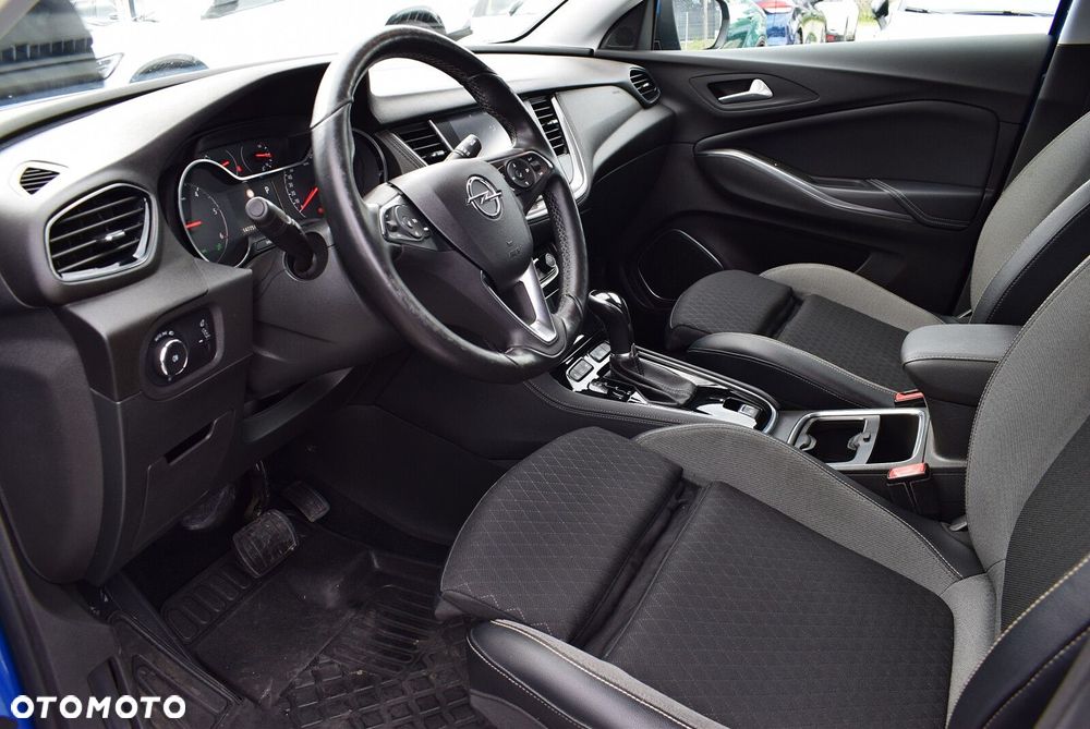 Opel Grandland X - 11