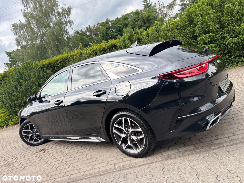 Kia ProCeed 1.4 T-GDI OPF GT LINE - 11