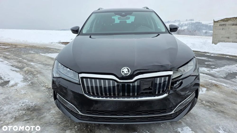 Skoda Superb 1.4 TSI Plug-In Hybrid Ambition DSG - 2