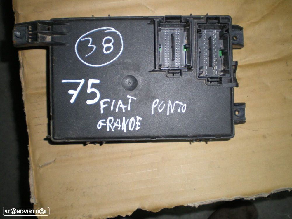 Caixa Fusiveis 00517817580 FIAT GRANDE PUNTO 2006 DELPHI - 2