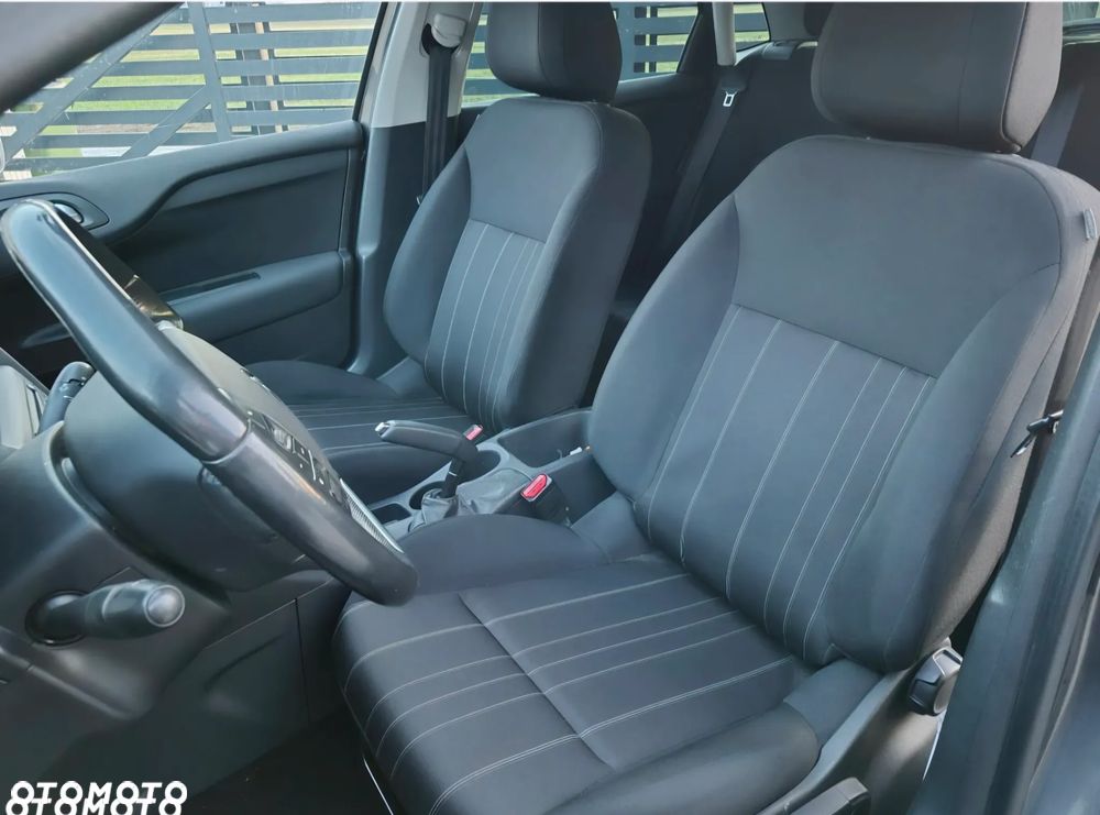 Peugeot 2008 - 18