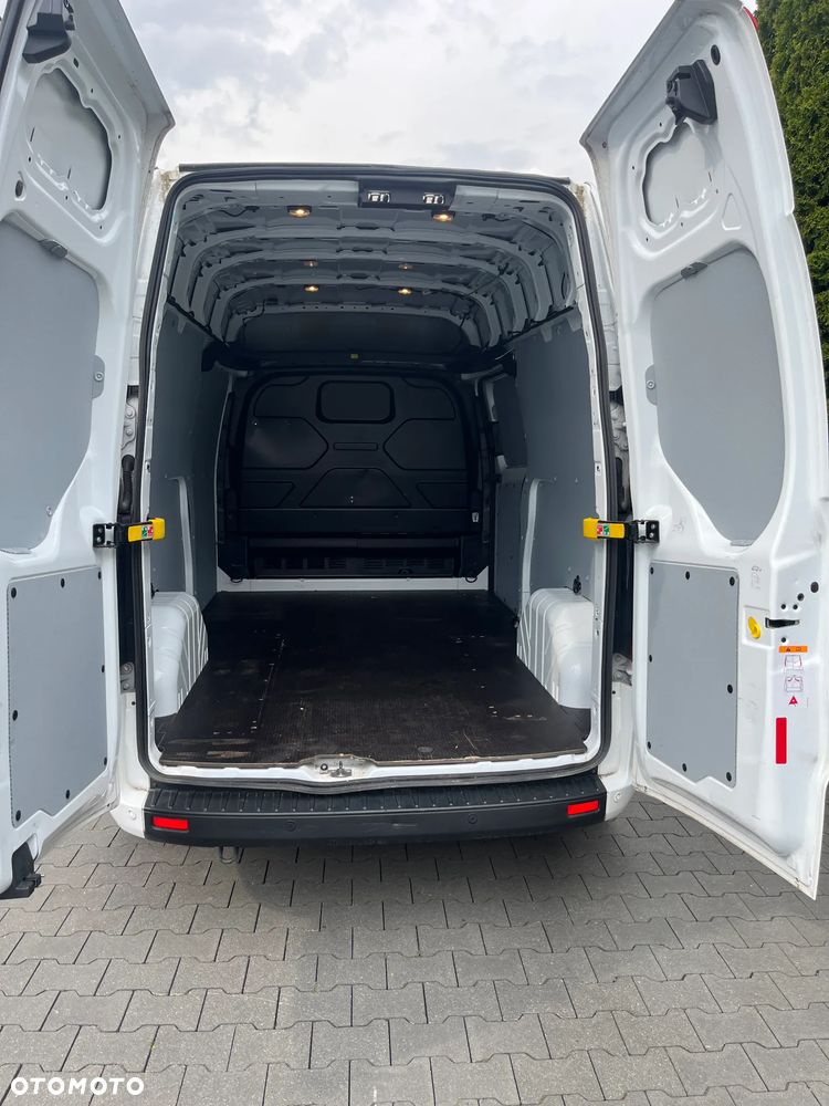 Ford TRANSIT CUSTOM - 8