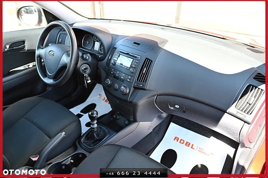 Hyundai i30 1.4 Blue Comfort - 15