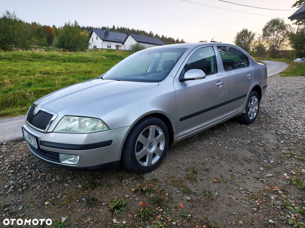 Skoda Octavia 2.0 TDI DPF Ambiente - 6