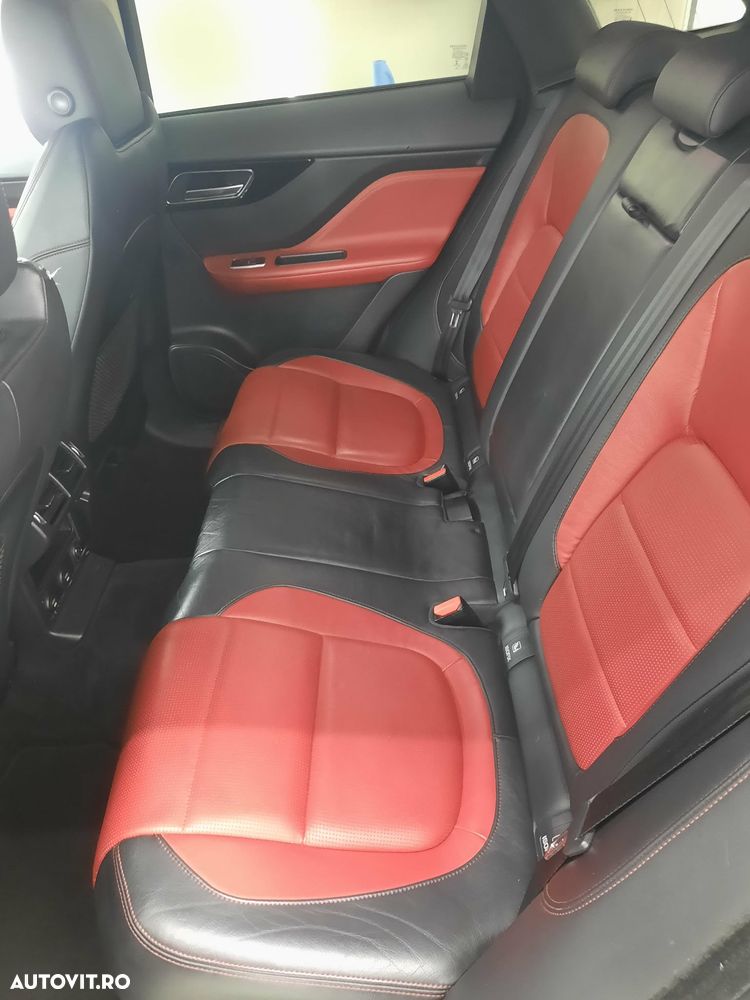 Jaguar F-Pace 20d AWD Aut. R-Sport Ingenium Edition - 13