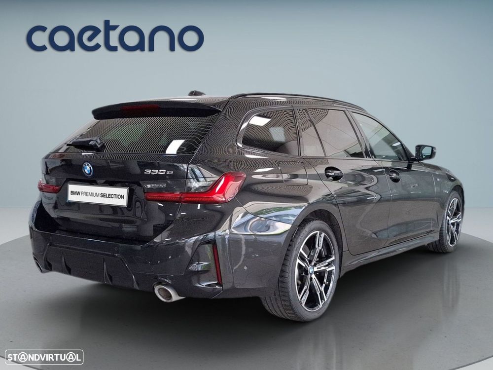 BMW 330 e Pack Desportivo M Auto - 6