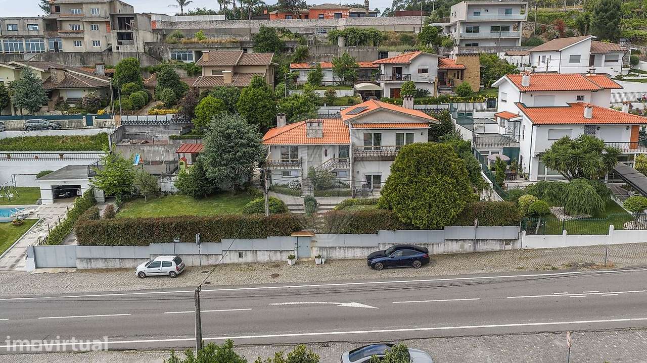 Moradia T6 para venda - Grande imagem: 2/36