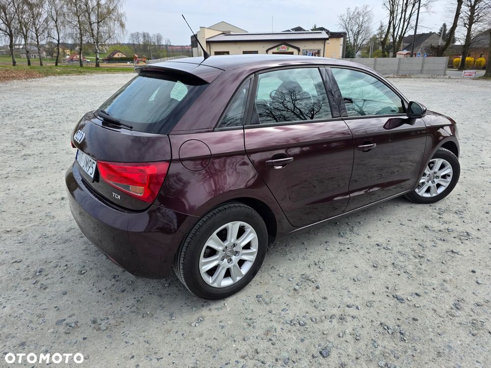 Audi A1 Sportback 1.6 TDI Ambition - 11