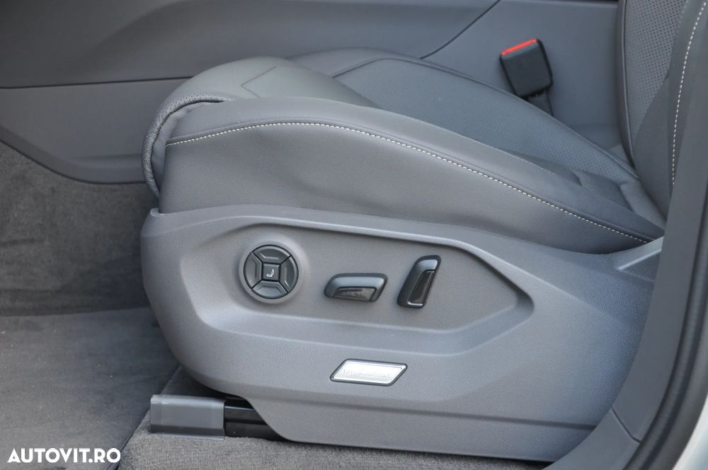 Volkswagen Touareg V6 TDI 4MOTION Elegance - 13