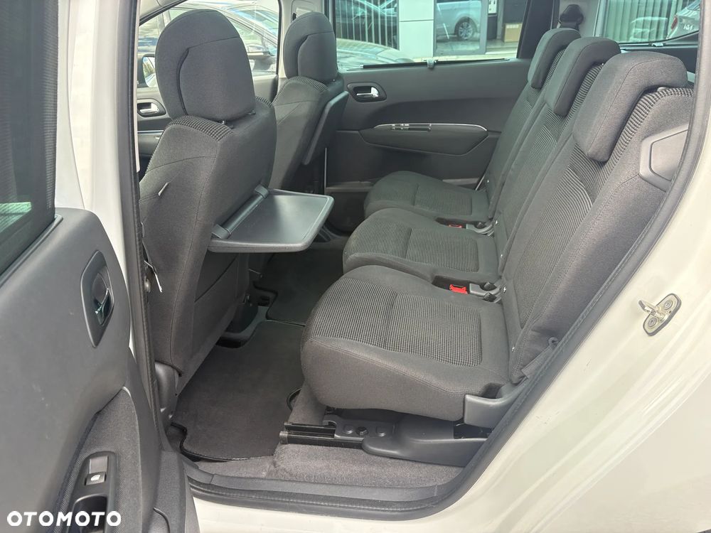 Peugeot 5008 2.0 BlueHDi Allure 7os - 12