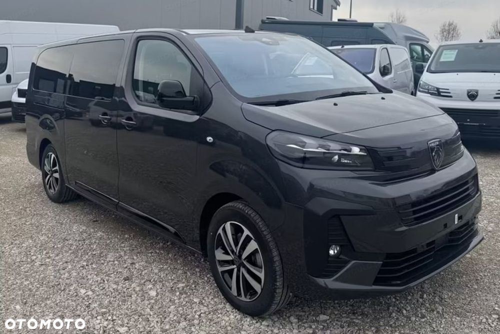 Peugeot Traveller - 3
