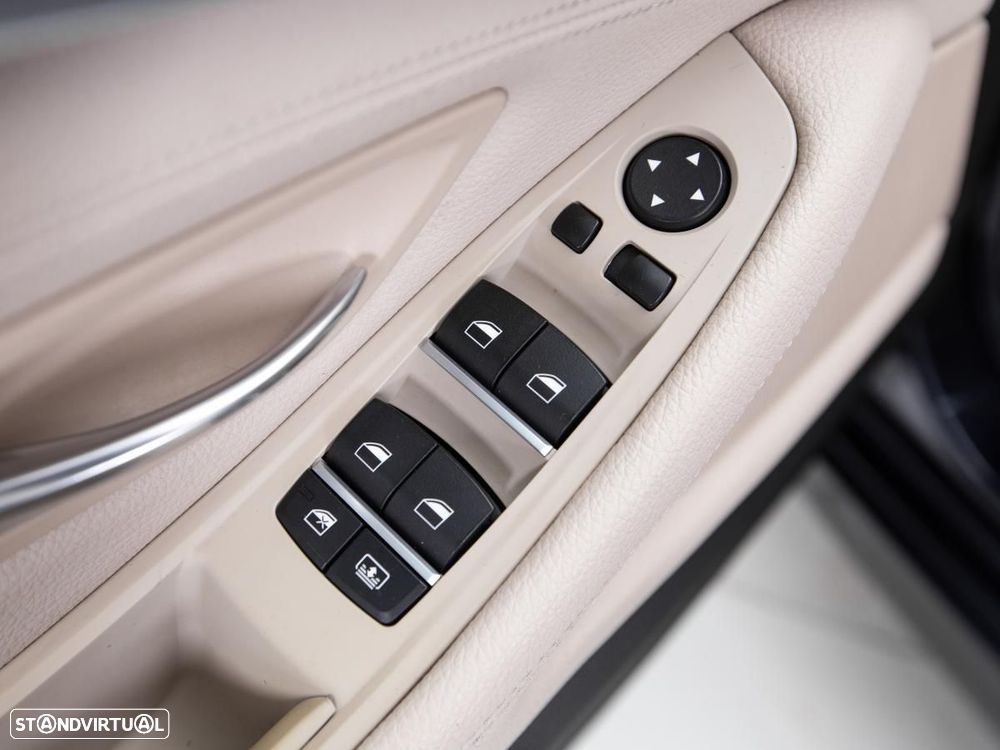 BMW 520 — fotografia 12