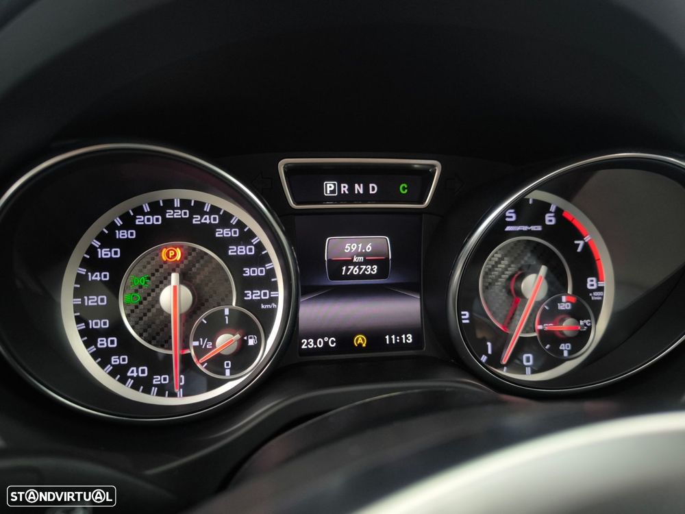 Mercedes-Benz GLA 45 AMG 4-Matic - 22