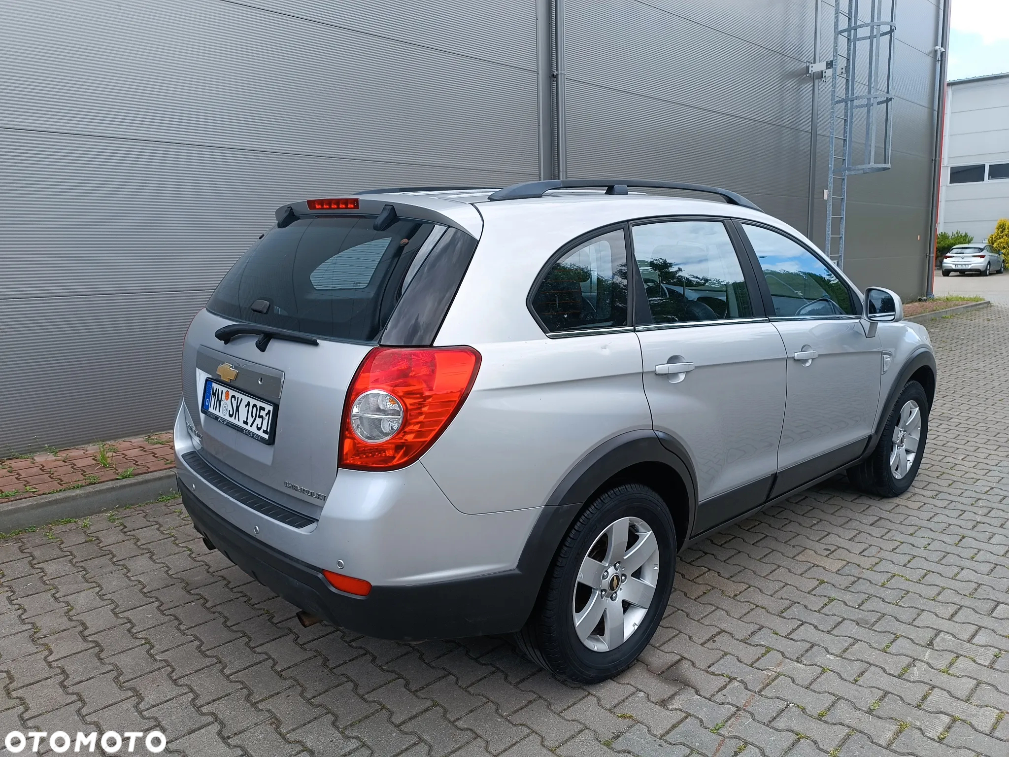 Chevrolet Captiva 2.4 2WD 7 Sitzer LS Family Edition - 7