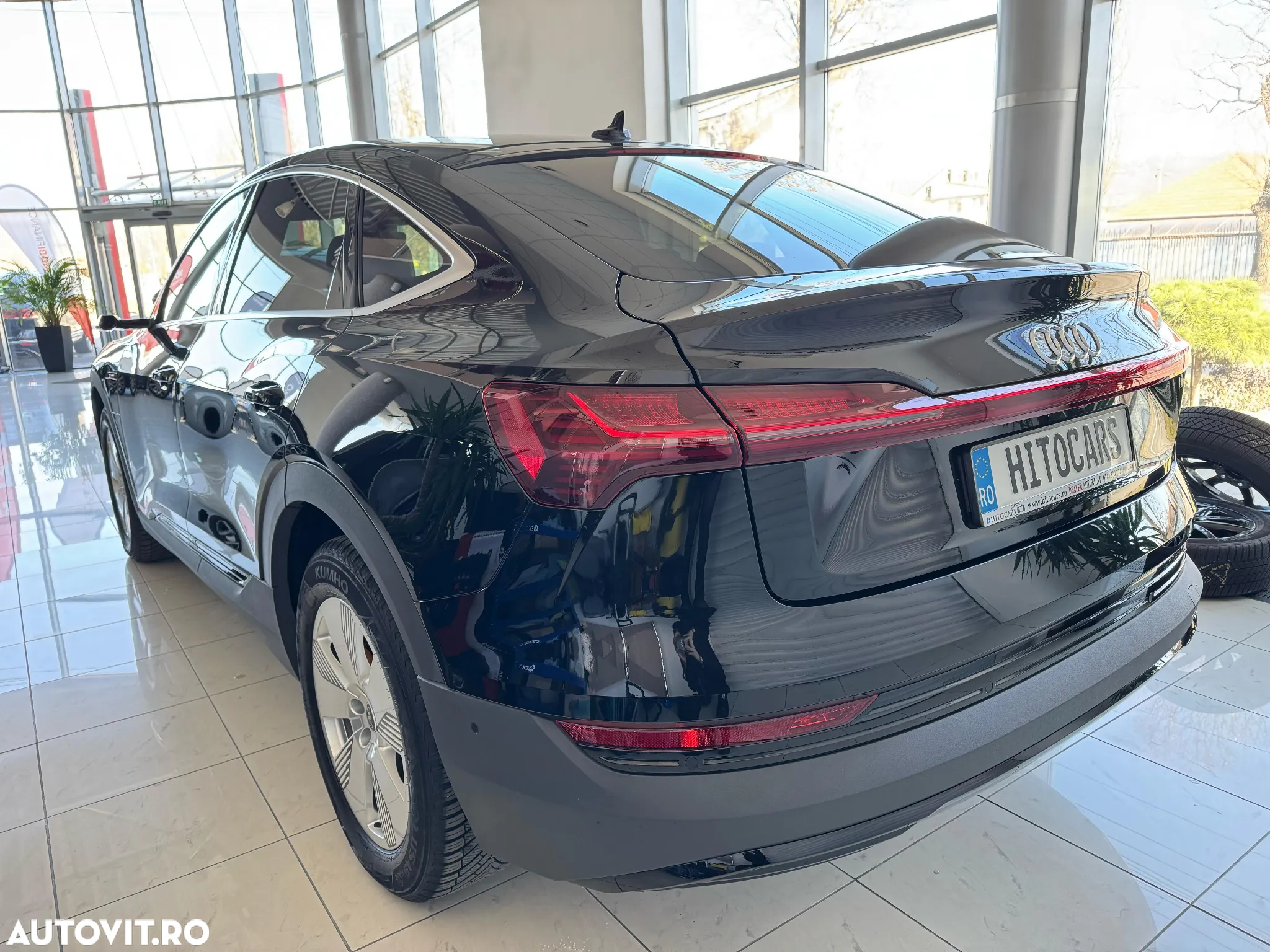 Audi e-tron 50 quattro - 16