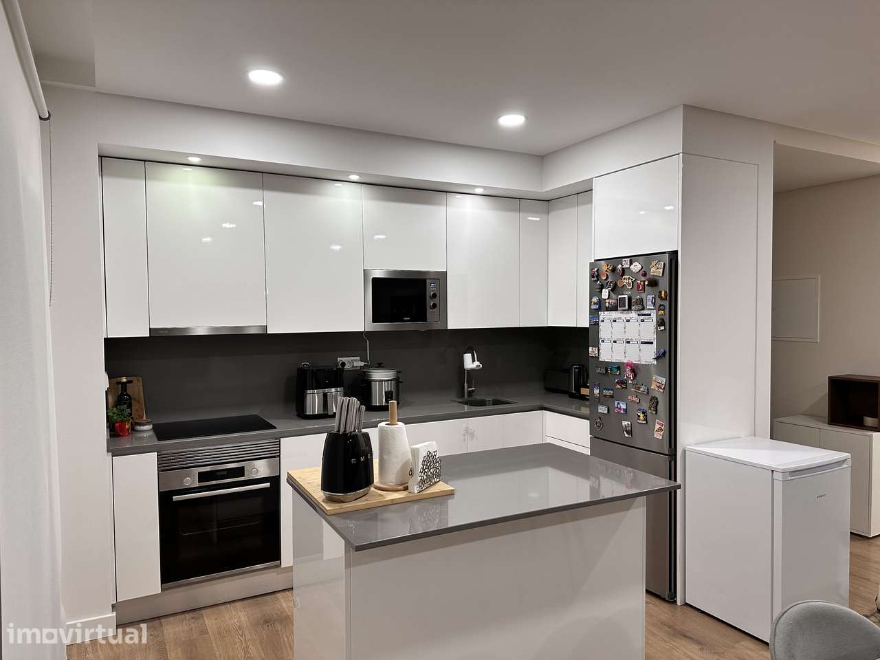 Apartamento T3 com garagem box e varanda ampla, Urb Quinta da Amizade - Grande imagem: 5/20